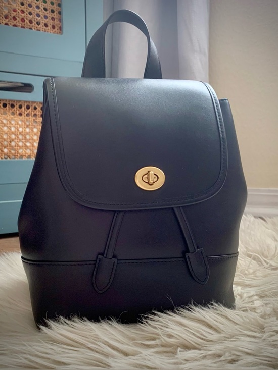 Coach Handbags - Coach Originals Turnlock Backpack Leather Black